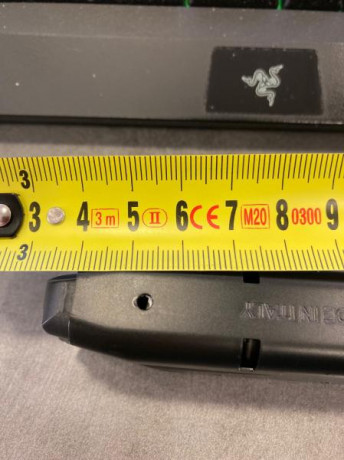 Vendo dos cargadores para la Sig Sauer P226 de la marca Mec-Gar, totalmente nuevos. Uno de ellos lo abrí 10