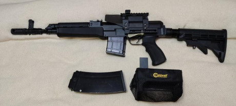 Vendo VZ58 semiautomático en calibre .222 remington con freno de boca, el cargador limitado que traía 00