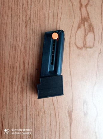 Vendo caza vainas para Walther gsp.
No hace falta desmontarlo para cargar, con ventana para ver si hay 60