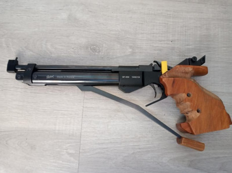 Vendo Baikal MP46M. Tiene unos cinco años, la empuñadura original - para manos "de campesino ruso" 01