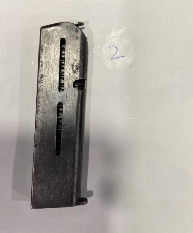 Hola 

Vendo este lote  cargadores para la pistola calibres 9 corto/.380.

Precio 35 la unidad + gastos 12