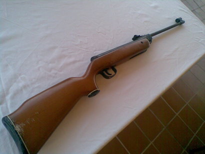 Hola amigos el otro dia encontre en el baul de los recuerdos de mis padres mi antigua norica mod.73 la 02