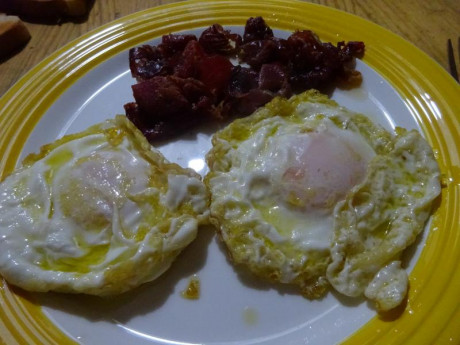 Hoy para comer acelgas hervidas y chuletón de vaca gallega vieja con seis semanas de maduración en cámara 30