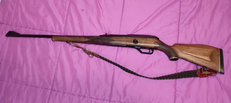 Vendo rifle semiautomático HK 940 calibre 7x64. Interesados envio más fotos del rifle. 02