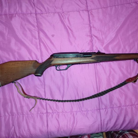 Vendo rifle semiautomático HK 940 calibre 7x64. Interesados envio más fotos del rifle. 01