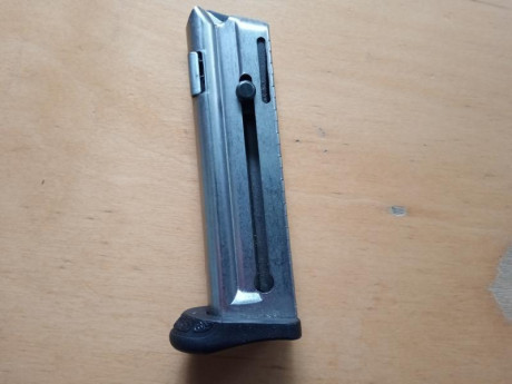 Vendido cargador para pistola Walther P22 LR 01