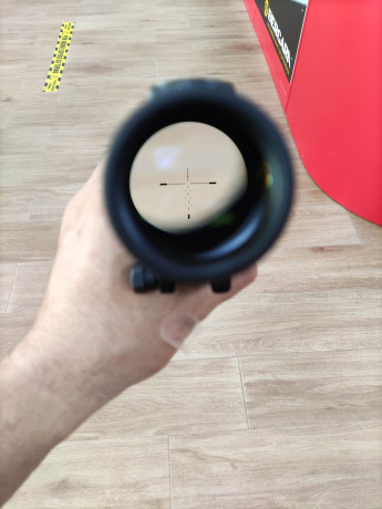 Como nuevo, sólo montado en un pcp que no ha tirado más de 100 tiros. Lo compré hace poco más de un año 10