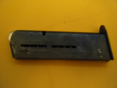 El que se ve en las fotos. Buena conservación. 
Precio: 50 euros
Contacto: faliandpalo@yahoo.es 01