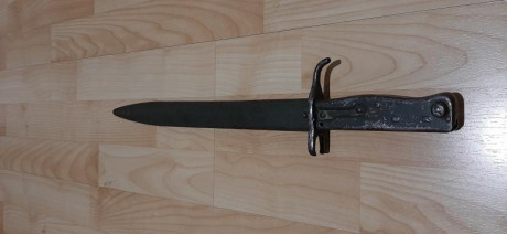 Buenas compañeros,  vendo esta bayoneta en muy buen estado, es una ersatz de la primera guerra mundial, 01
