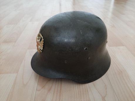Buenas compañeros, vendo casco Z, primer modelo, interior de piel, le falta un enganche y el otro está 00