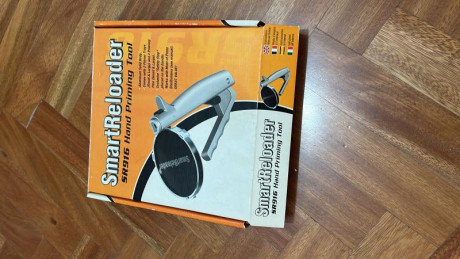 Buenas tardes pongo un empistonador manual en venta. Para small y large pistol y sin estrenar. 40 euros 01