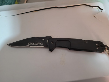 Un amigo vende este tanque de navaja, la Extrema Ratio MPC, de fábrica no cortaba y se reafiló, no tiene 02