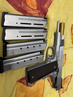 Un amigo vende esta magnífica pistola Infinity Scepter en 2.700,00 €. No está interesado en cambios
Calibre 00