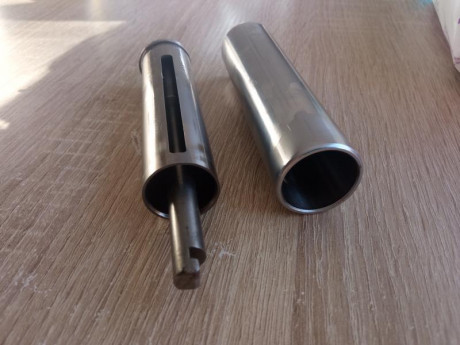 Hola;

Por abandono de proyecto, se vende Cilindro-Pistón de FWB 300S, está en muy buen estado sin golpes 01