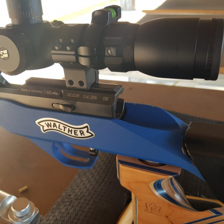 Vendo Carabina REBAJADA  A 1750€ impecable calibre 22LR  de la marca tan conocida por todos WALTHER KK300 90