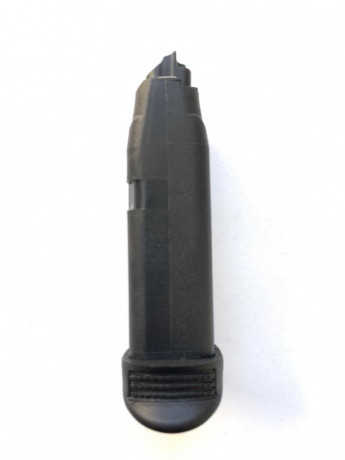 VENDO Cargador para Glock 30, del calibre 45 ACP.
El cargador es original, esta NUEVO ya que nunca se 01