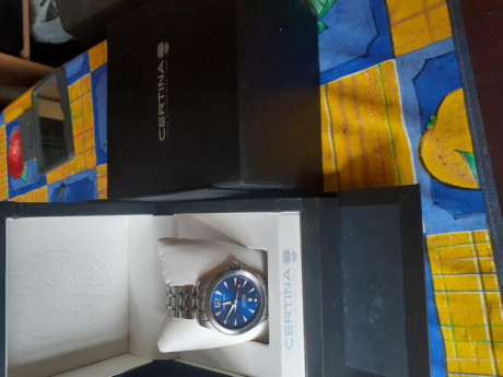 Buenos días :
Vendo este magnífico reloj Certina con apenas una par de puestas en sendas bodas. Impoluto. 00