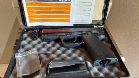 Vendo Gamo Pt-90, conocida pistola de CO2. Estrenada y guardada de colección. Gastadas 2 botellas de CO2 01