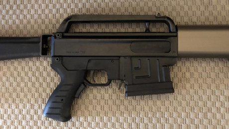 Se vende una escopeta militar táctica estilo asalto de marca FRANCHI, modelo SPAS-15.
Escopeta calibre 11