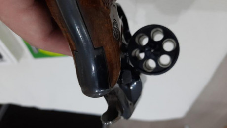 Reanudo la búsqueda.

Compro revolver Astra Police 3" en 357 magnum, tambien lo valoro en 38 spl.

Puedo 10