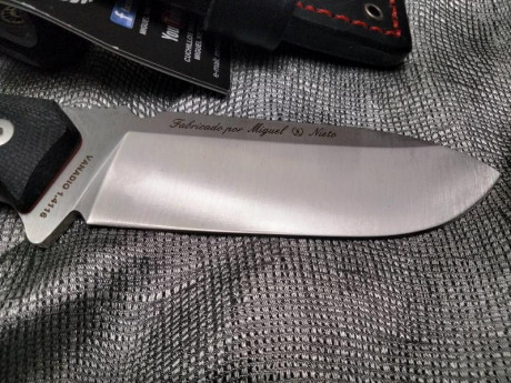 Vendo cuchillo nieto archer , nuevo con caja. Cachas micarta negra con separadores rojos. Esta en Valencia 00