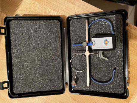 Gafas de Tiro Varga , 120 euros, están en Asturias. 01