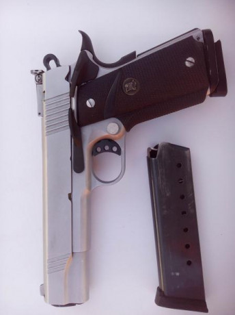 Retirada de la venta
Calibre 45 ACP
Alza ajustable
Botón cargador sobredimensionado
Seguro ambidiestro
Retenida 01