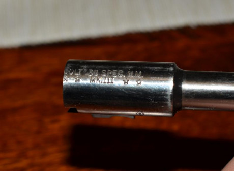 hola pongo a la venta mi COLT 1911 Gold Cup National Match MID RANGE del calibre 38 WC, que es la pistola 50