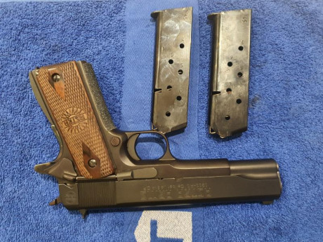 ASTRA DE FABRICACION SUIZA REPLICA DE LA 1911 A-1

MUY AJUSTADA DISPARADOR AFINADO. ARMA DE RE ESTRENO

1.200 00