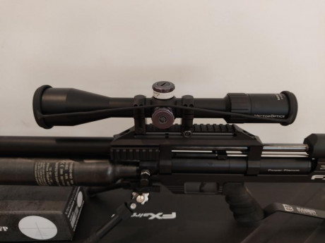 Vendo carabina FX Maverick Sniper calibre 5.5 de Diciembre 2021, con poco uso y en perfecto estado tanto 00