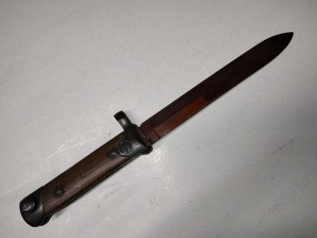 Hola, vendo una bayoneta original para el fusil Italiano Mannlicher Carcano 38  ,
 la bayoneta carece 00