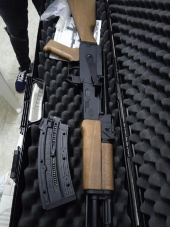 ]Se vende GSG ak-47 Kalasnikov. 22lr. En perfecto estado, prácticamente nuevo.

Fabricado bajo licencia 02