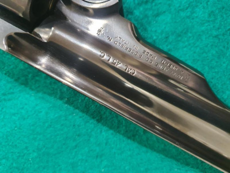 REVOLVER UBERTI SCHOFIELD DEL 45 COLT

ESTADO EXCELENTE GUIADO EN AER

800 €

El arma está en Madrid. 02