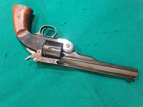 REVOLVER UBERTI SCHOFIELD DEL 45 COLT

ESTADO EXCELENTE GUIADO EN AER

800 €

El arma está en Madrid. 00