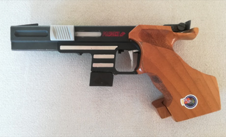  Hola.
Se vende  Pardini 32 , en perfecto estado de funcionamiento, un cargador , estuche original.
La 10