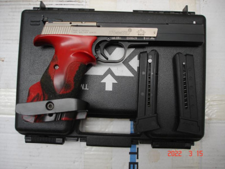 VENDIDA...........VENDO HAMMERLI X ESSE SPORT CALIBRE 22 LR.
CON DOS CARGADORES. MALETIN ORIJINAL COMO 02