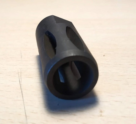 Buenas.
Me aparecieron por un cajón estos dos elementos que no uso y x tanto los saco a la venta. Se trata 00