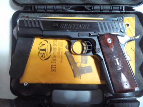 Retirada de la venta
Calibre ..........9x19 (parabellum)
Monohilera
Guiada en F
3 cargadores Wilson combat 00