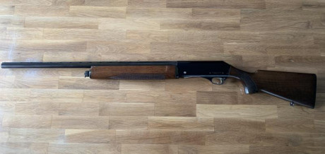 Escopeta repetidora
Marca FABARM
Modelo ELLEGI
Calibre 12
Cañón de 71 cm
Sistema mecánico por gases
Choque 01