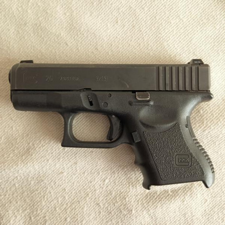 Buenas tardes,

Se vende Glock 26 - 3ª Generación.

Está guiada en "A" - CNP (hay que esperar 01