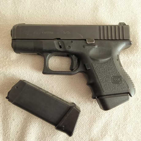 Buenas tardes,

Se vende Glock 26 - 3ª Generación.

Está guiada en "A" - CNP (hay que esperar 11