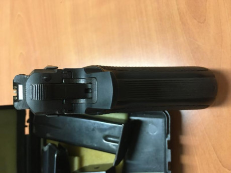 Vendo pistola Star 28PK fabricada por B.Echevarría en Eibar.Está muy bien cuidada muy pocos disparos viene 01