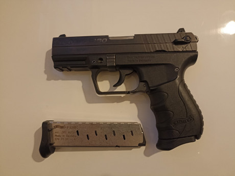 Buenas tardes un compañero del club vende una Walther pk380 calibre 9 corto 01