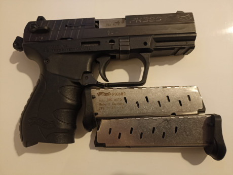 Buenas tardes un compañero del club vende una Walther pk380 calibre 9 corto 00