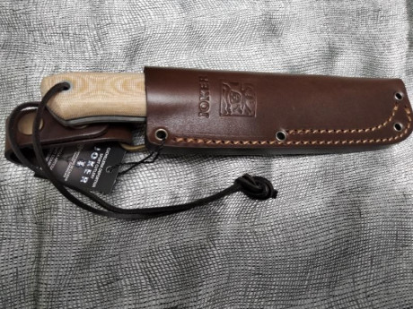 Vendo joker nórdico BS9 nuevo en impecable estado. Cachas micarta marrón con separadores negros. Esta 00