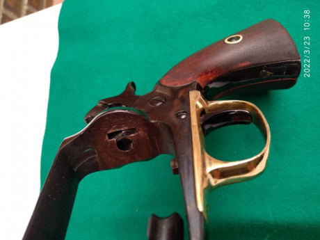 Vendido Vendo revolver Santa Bárbara del 44 .
Está afinado con "el moco"
Está en Madrid para 11