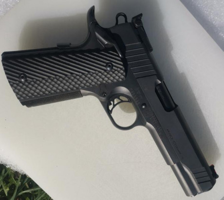 Pistola Para.

Modelo Pro comp 9 del 9mm

Pistola de competición.

Fabricación USA.
PARA USA.

Cañon Mach

No 10