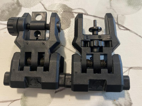Vendo juego de miras abatibles S&W MP15, están sin estrenar. 50