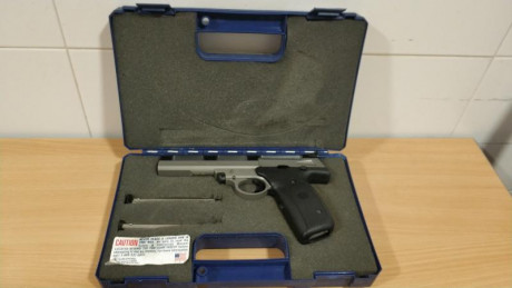 EL ARMA ESTA RESERVADA Y VENDIDA.
Vendo una pistola Smith and Wesson 22A Sport Series del calibre .22 01