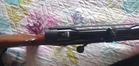 Vendo este rifle en un estado excelente, puesto a tiro tanto con alza como con el visor. 
Es un mauser 01